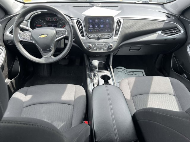 Used 2023 Chevrolet Malibu LT FWD image 13