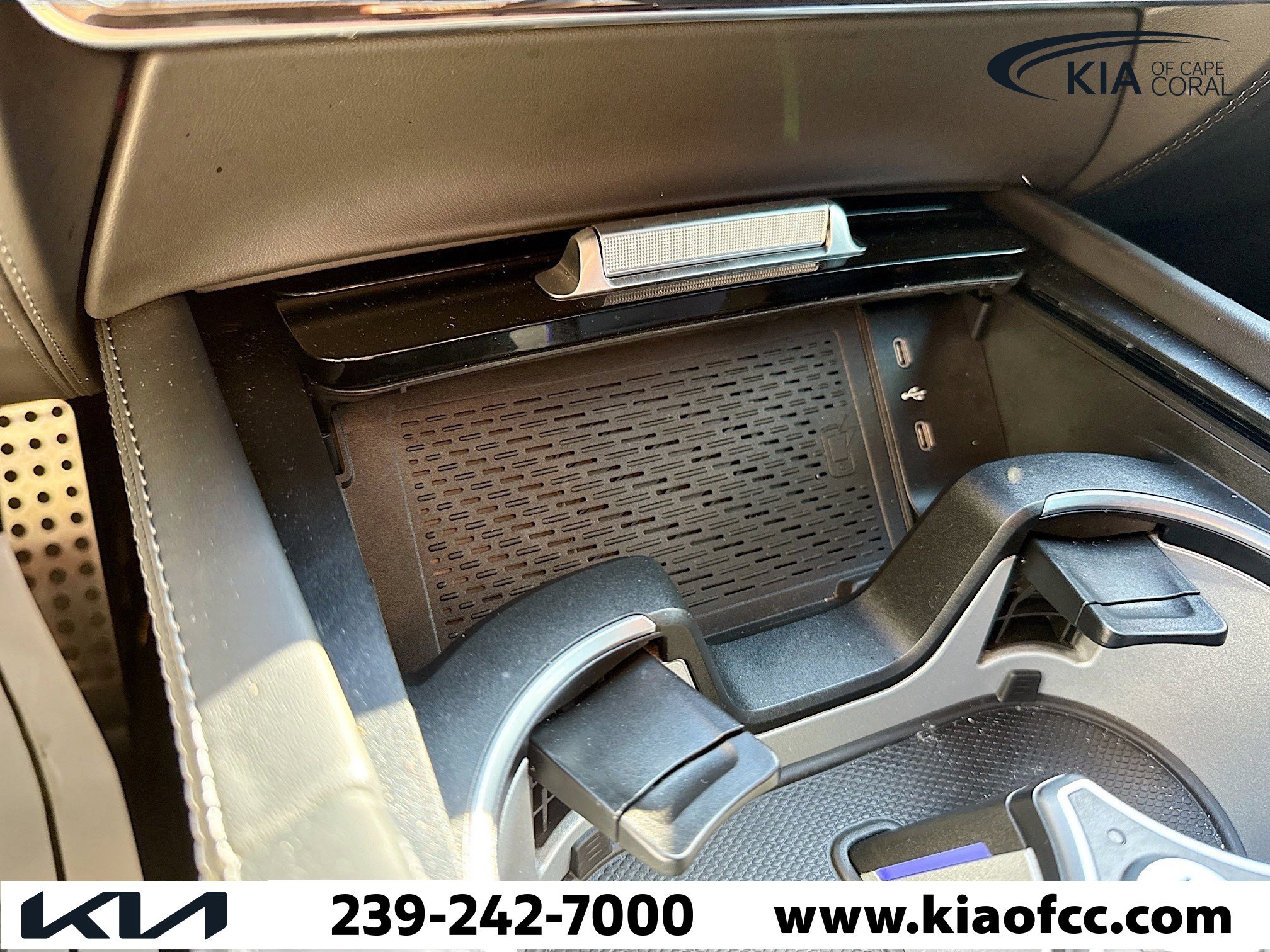 Used 2025 Mercedes-Benz GLS 63 AMG 4MATIC image 33