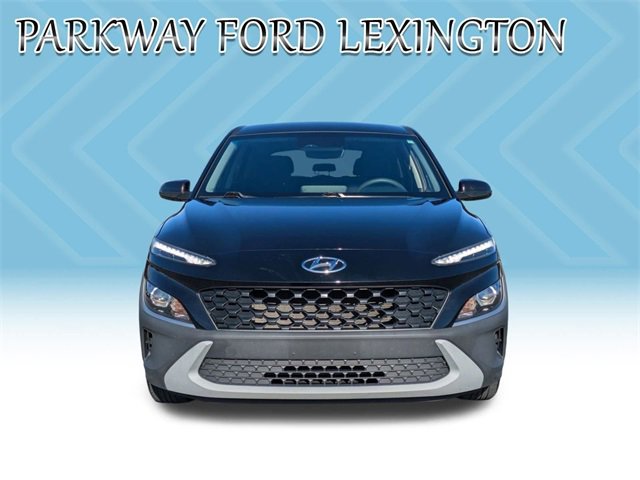 Used 2022 Hyundai Kona SE image 2