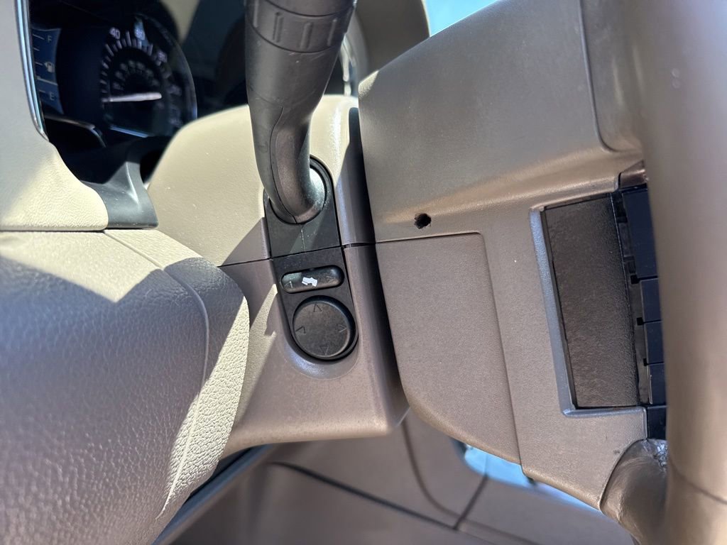 Used 2016 Lincoln Navigator Select AWD/4WD image 22
