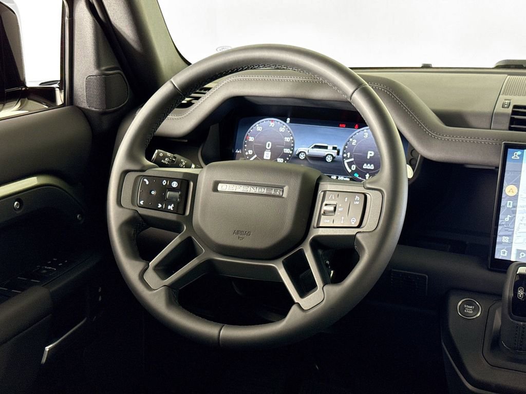 Used 2025 Land Rover Defender 110 X-Dynamic SE image 21