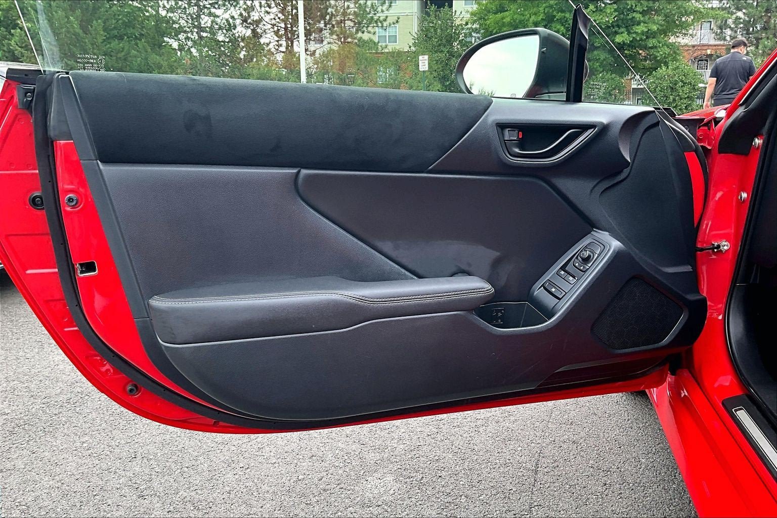Used 2025 Toyota GR86 Premium w/ Performance Package RWD image 21