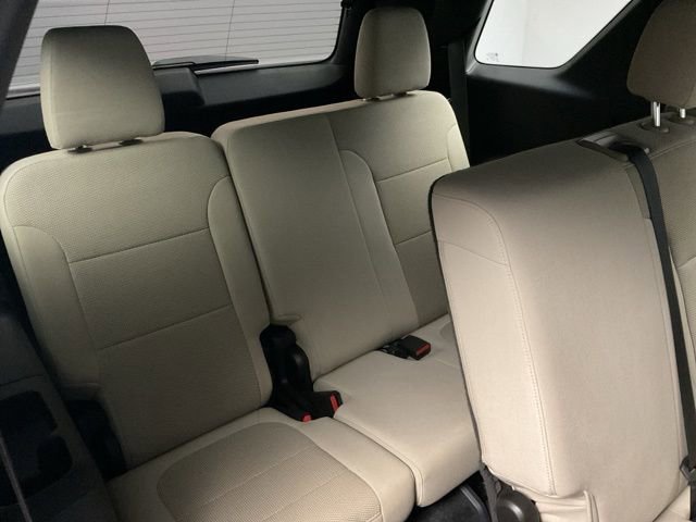 Certified 2022 Chevrolet Traverse LS FWD image 30