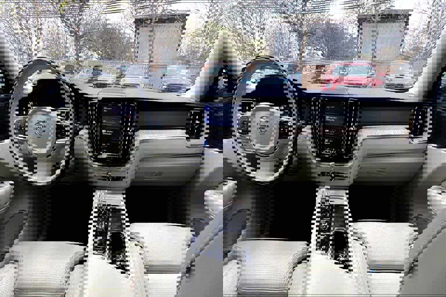 Used 2022 Volvo XC60 B5 Inscription w/ Advanced Package image 16