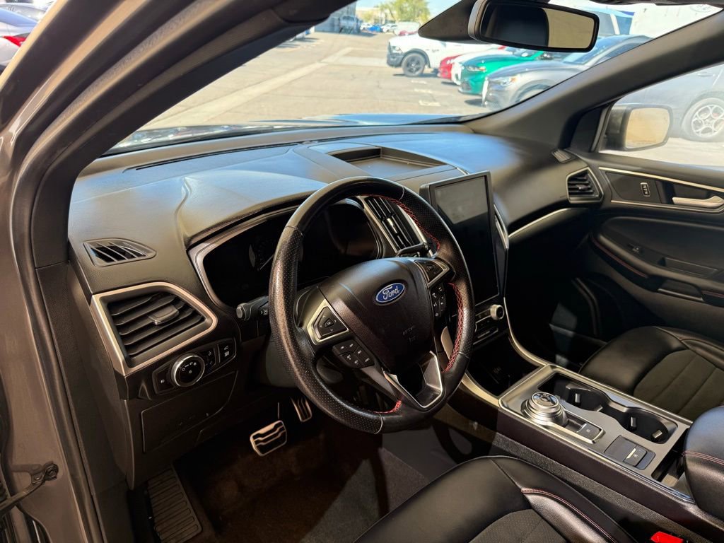 Used 2023 Ford Edge ST-Line image 28