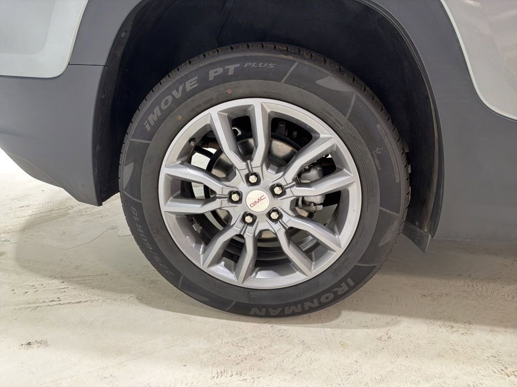Used 2024 GMC Terrain SLT AWD/4WD image 10
