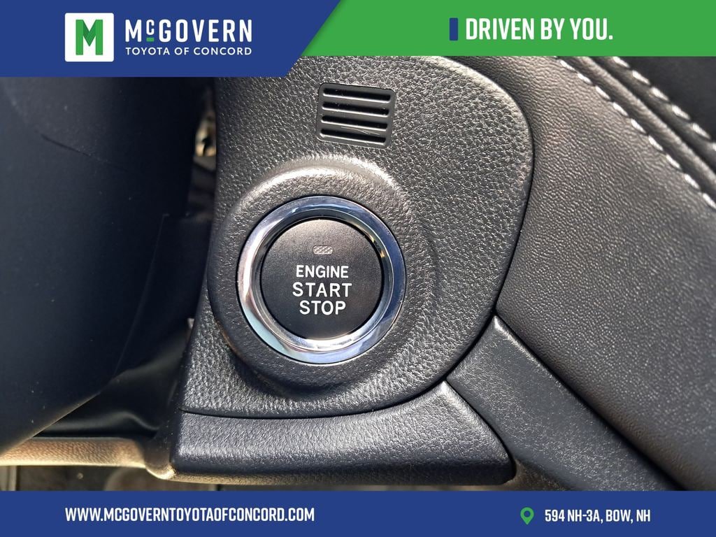 Used 2025 Subaru Outback Premium AWD/4WD image 33