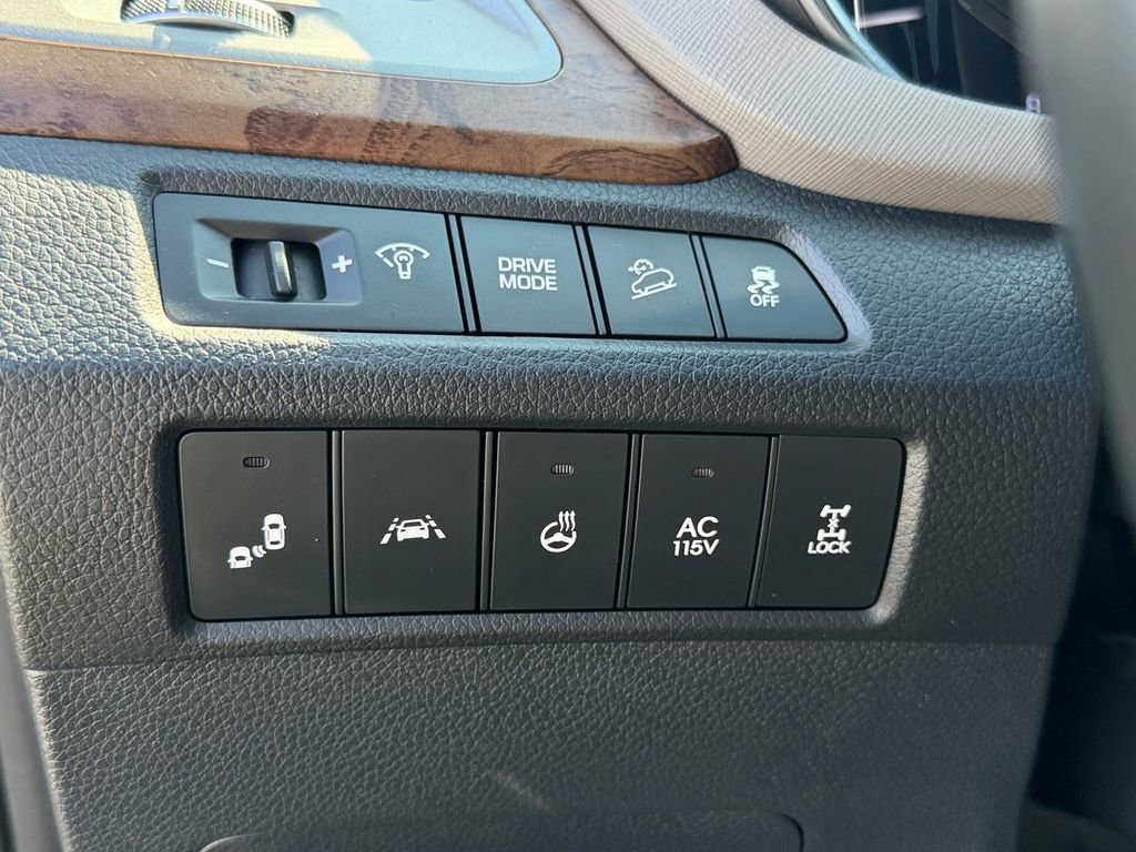 Used 2019 Hyundai Santa Fe XL image 22