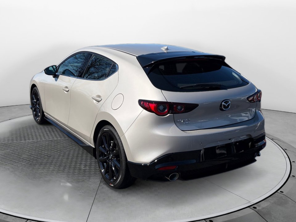 New 2026 MAZDA MAZDA3 Hatchback w/ Appearance Package image 5