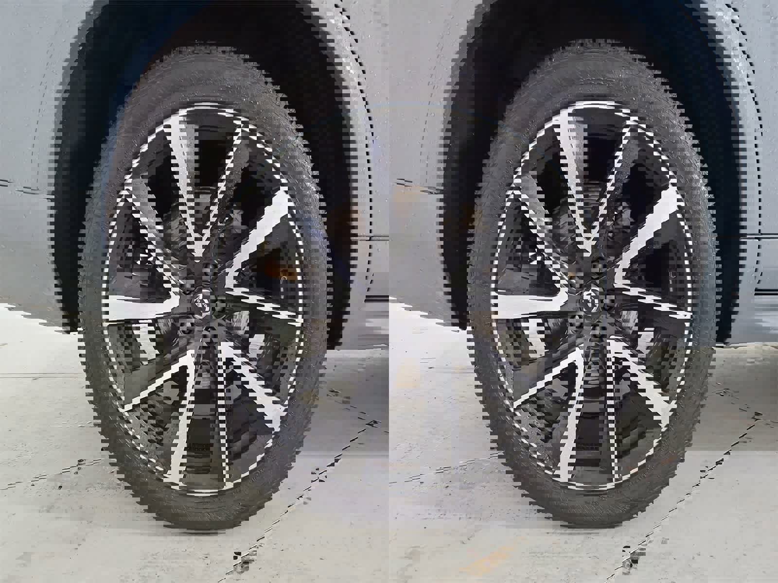 Used 2020 Volvo XC90 T6 Momentum image 13