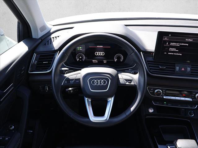 Used 2023 Audi Q5 e Premium Plus w/ Premium Plus Package AWD/4WD image 12