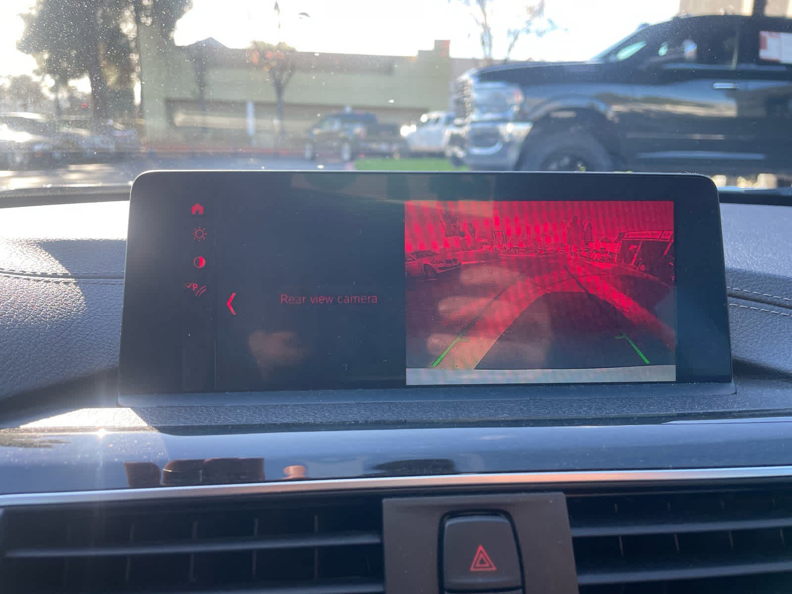 Used 2018 BMW 330i Sedan w/ Convenience Package image 34