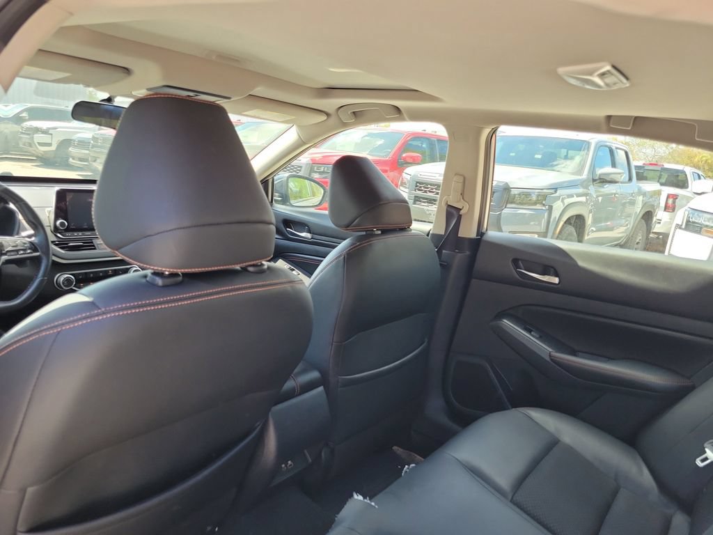Used 2019 Nissan Altima 2.5 SR w/ SR Premium Package FWD image 25