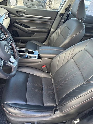 Used 2023 Nissan Altima 2.0 SR image 9