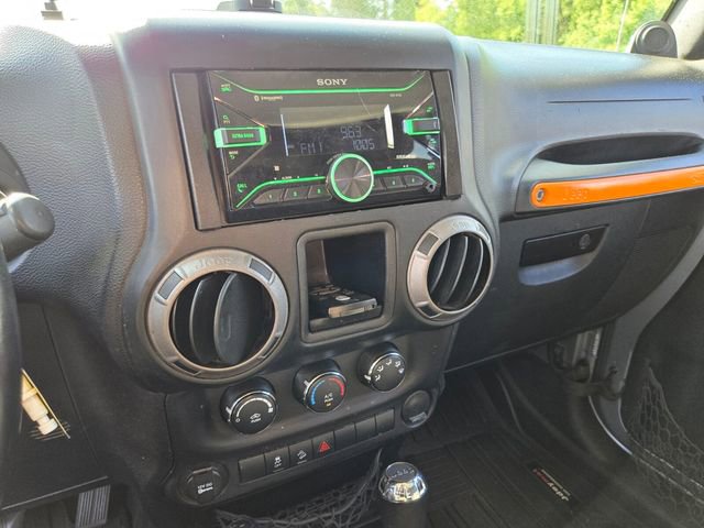 Used 2013 Jeep Wrangler Sport AWD/4WD image 22