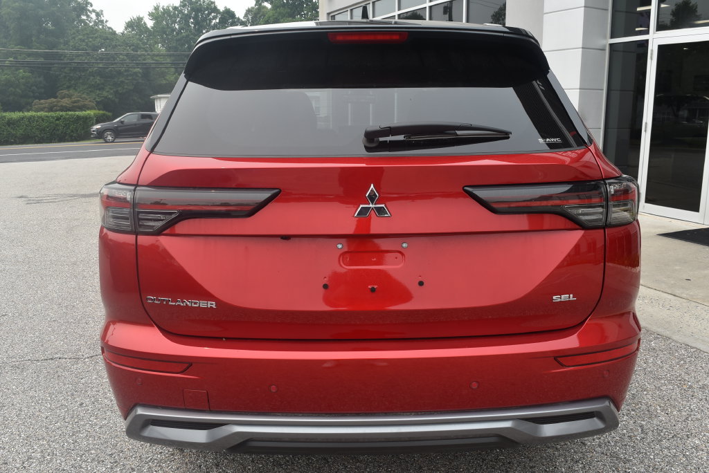 New 2025 Mitsubishi Outlander AWD image 6