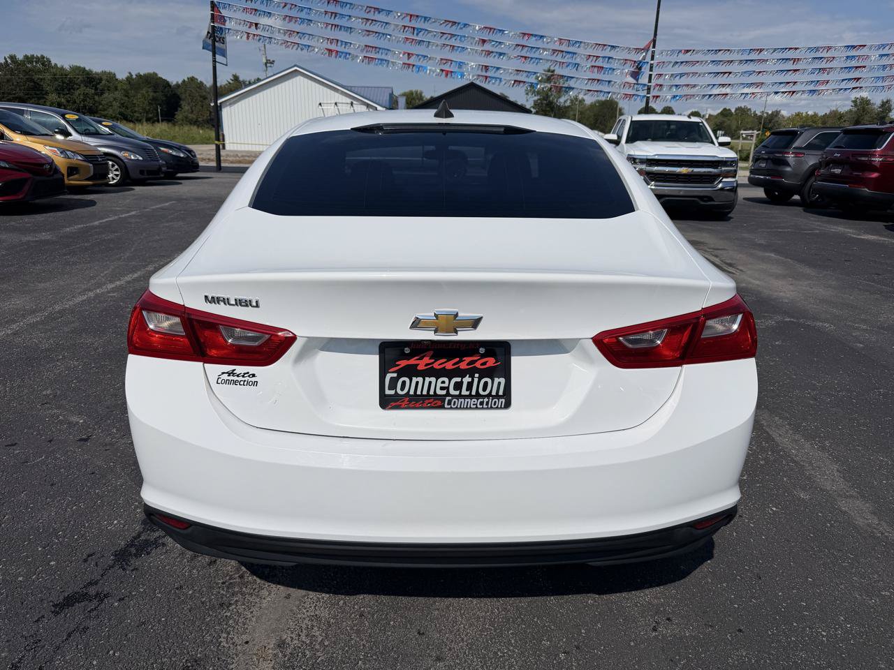Used 2017 Chevrolet Malibu LS FWD image 5