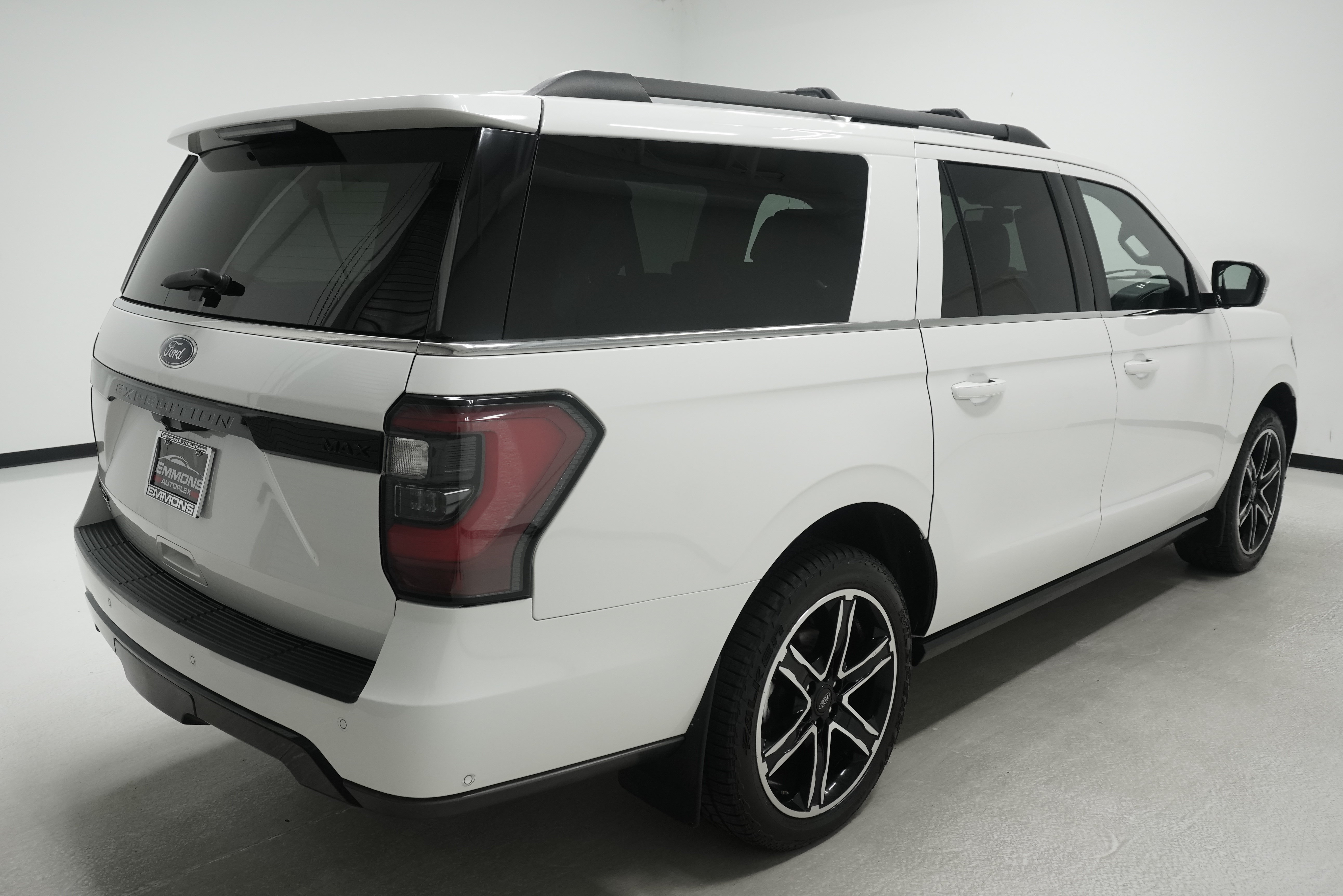 Used 2021 Ford Expedition Max Limited AWD/4WD image 4
