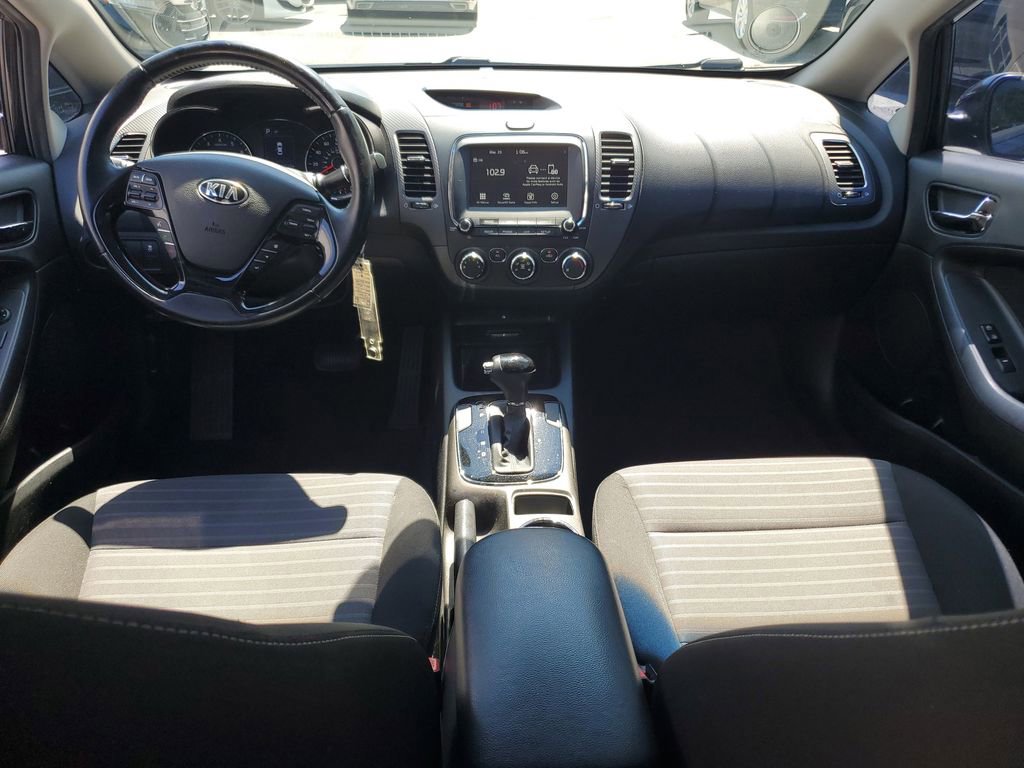 Used 2017 Kia Forte S FWD image 15