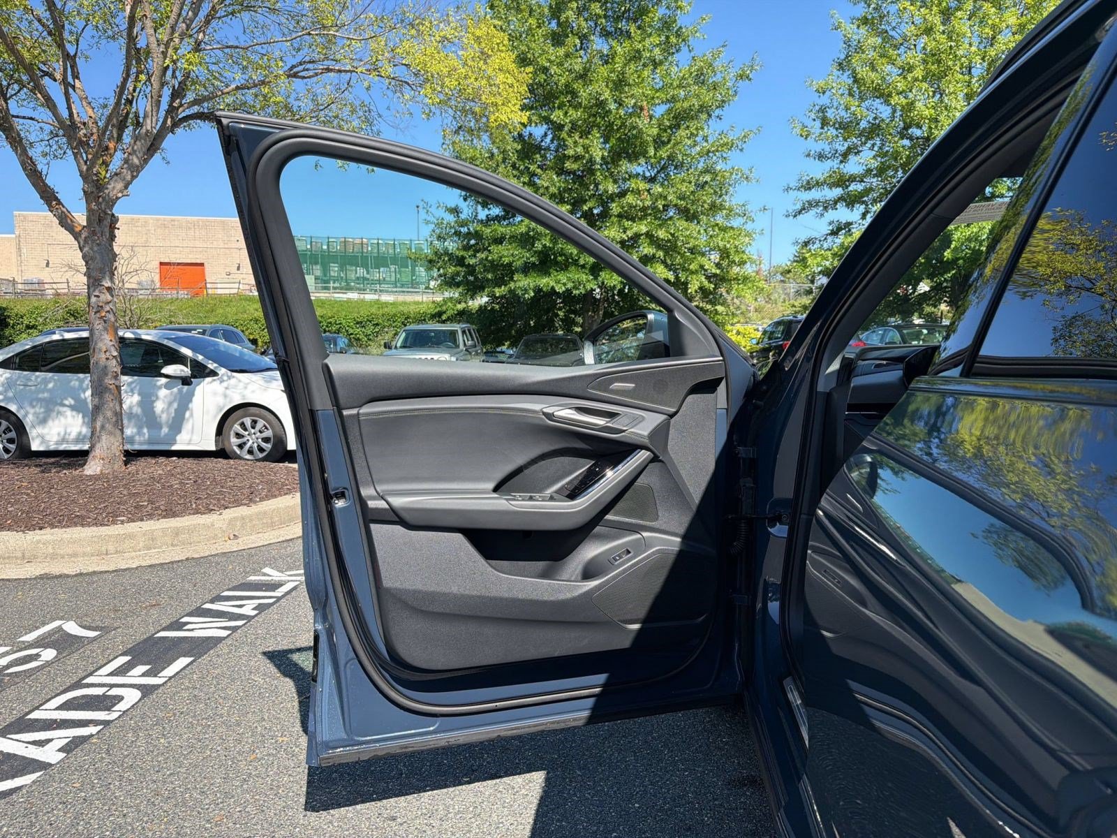 Certified 2025 Audi Q6 e-tron Premium Plus w/ Premium Plus AWD/4WD image 14