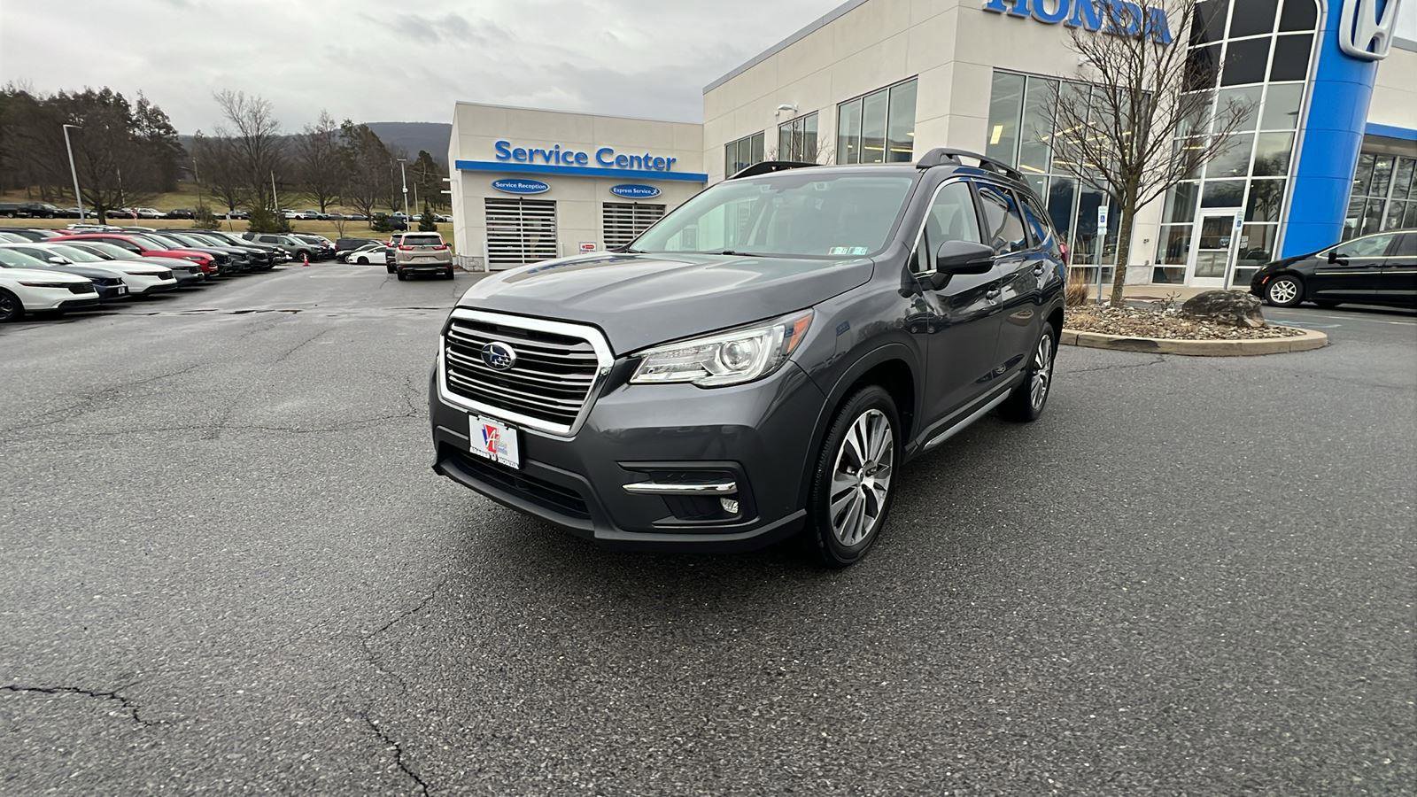 Used 2021 Subaru Ascent Limited w/ Popular Package #4 image 8