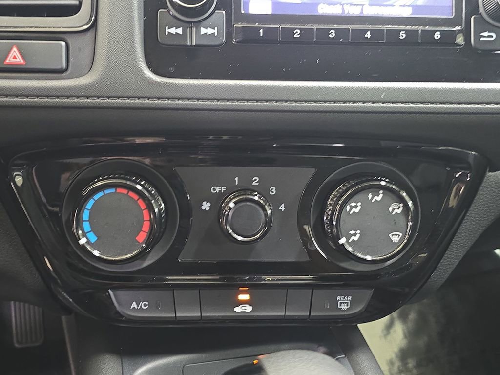 Used 2021 Honda HR-V LX image 25