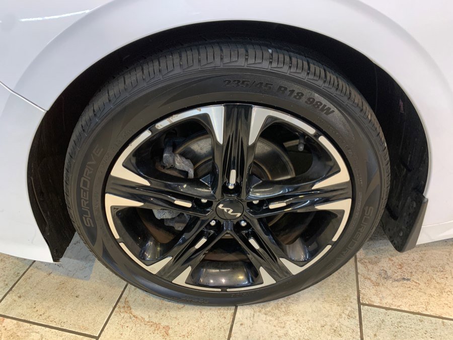 Used 2023 Kia K5 GT-Line AWD/4WD image 12