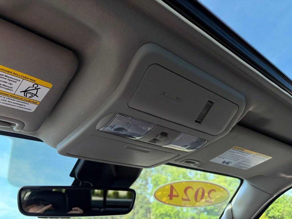 Certified 2024 Nissan Frontier SL w/ Technology Package image 26