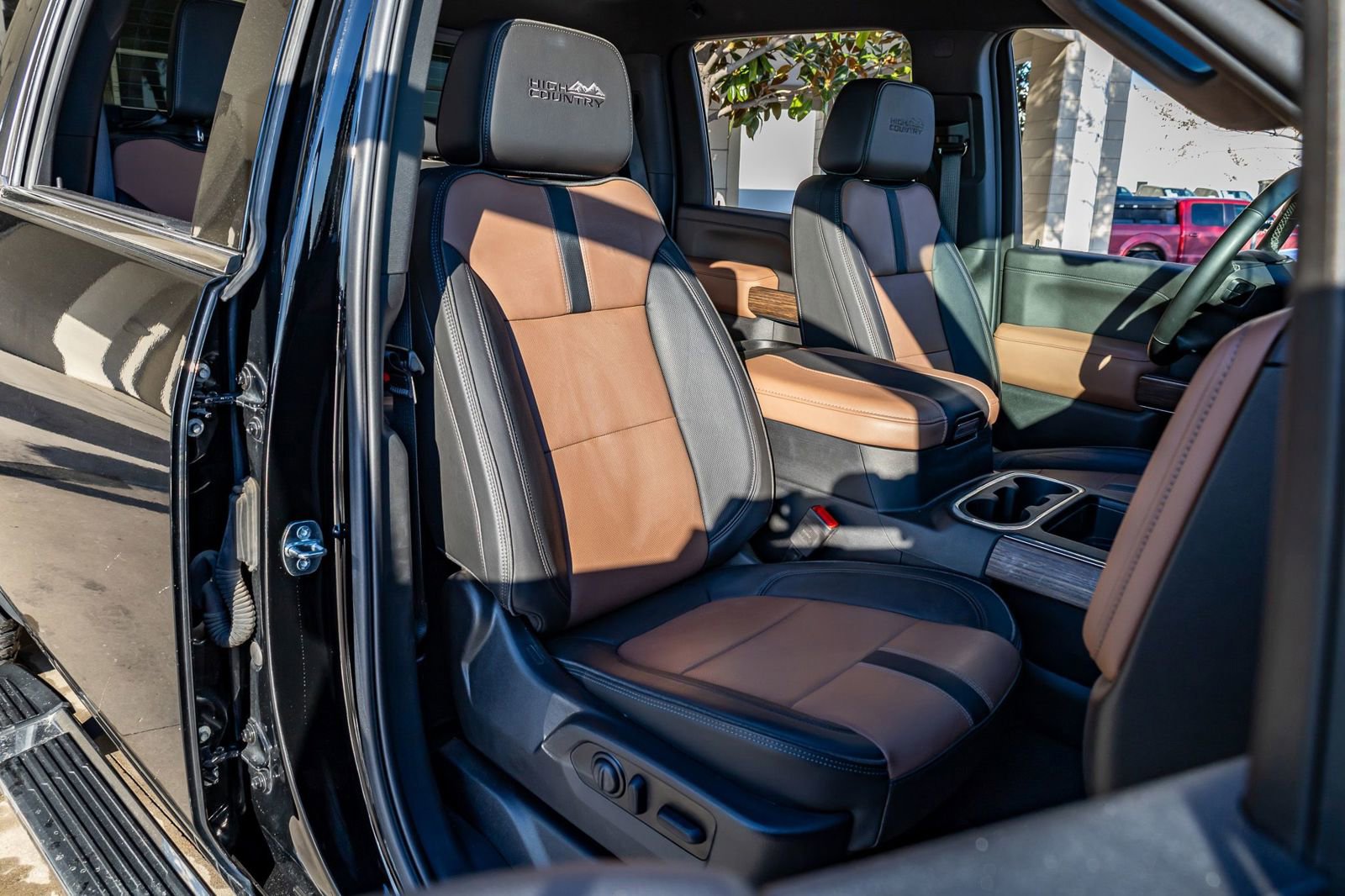 Used 2023 Chevrolet Silverado 3500 High Country w/ Z71 Off-Road Package image 26