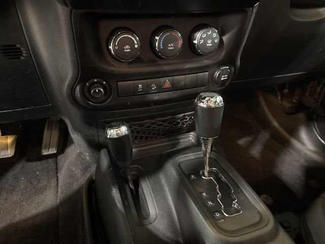 Used 2018 Jeep Wrangler Unlimited Sport S image 12