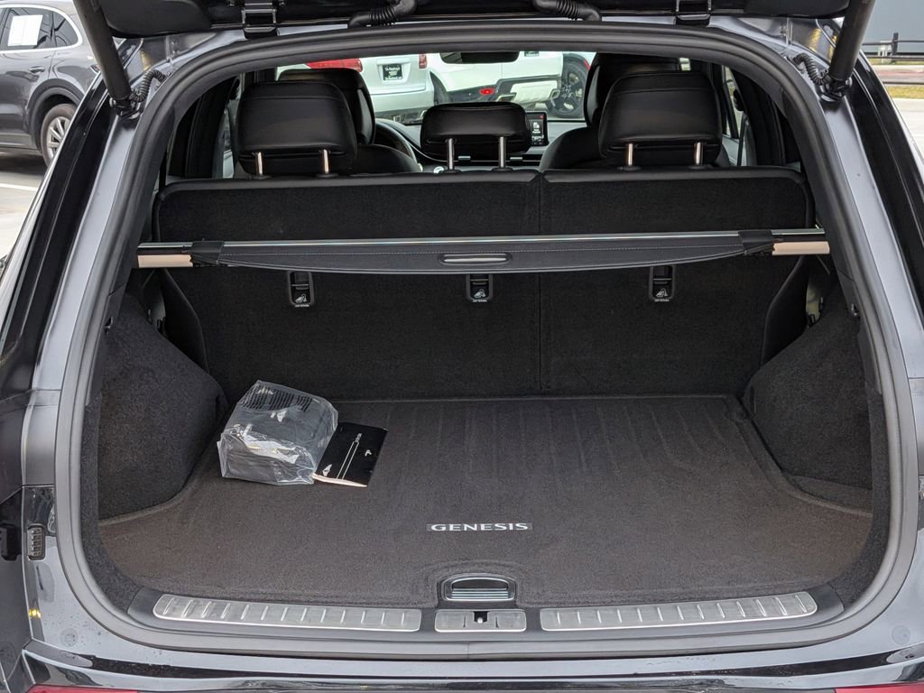 Used 2025 Genesis GV70 3.5T Sport Advanced w/ Sport Advanced Package image 28