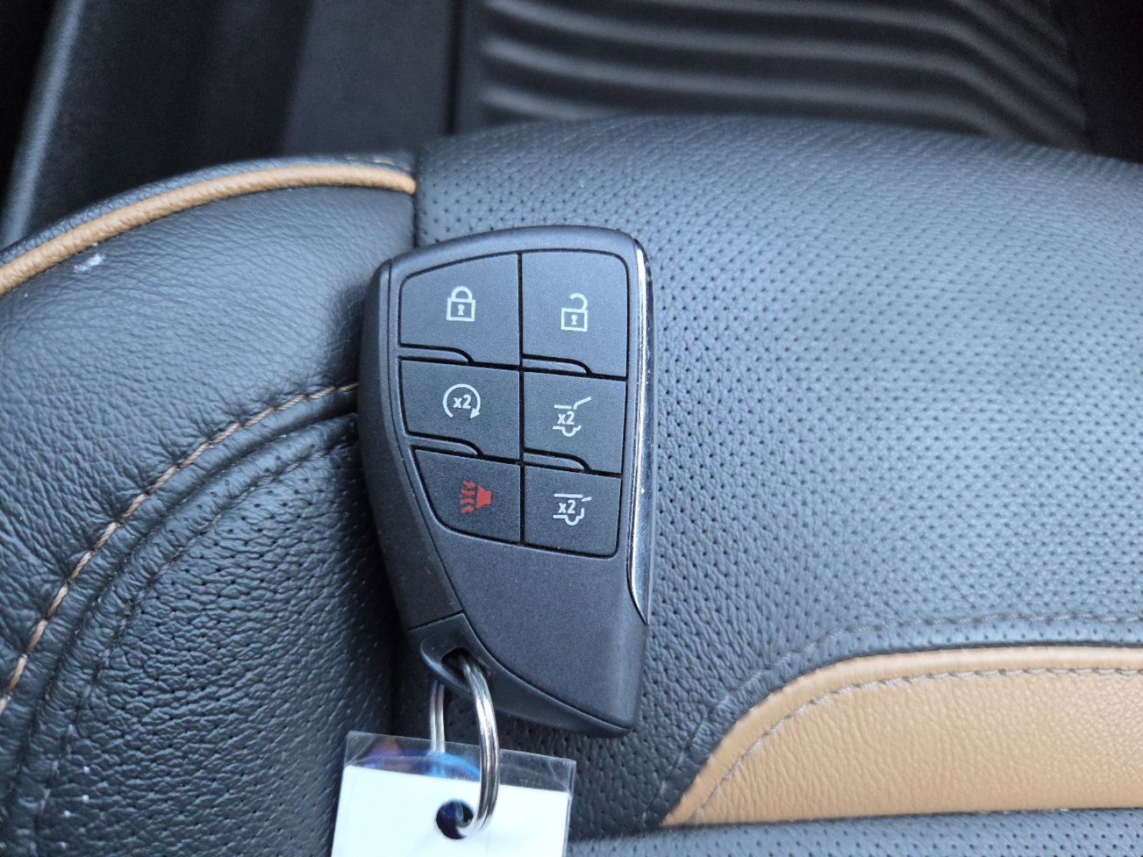 Used 2023 GMC Yukon XL AT4 w/ AT4 Premium Plus Package AWD/4WD image 41