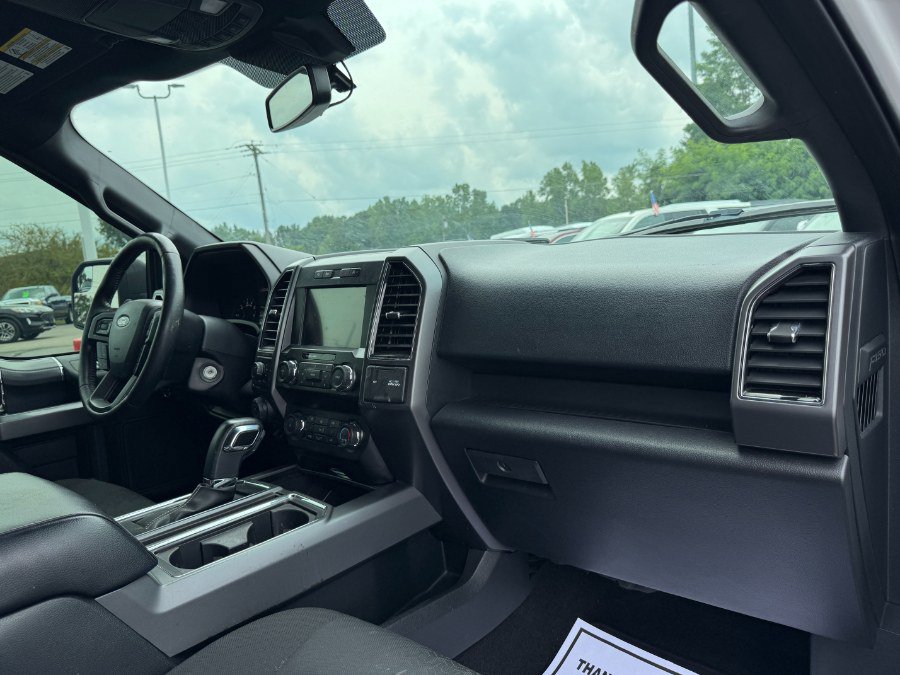 Used 2019 Ford F150 XLT w/ Equipment Group 302A Luxury AWD/4WD image 19