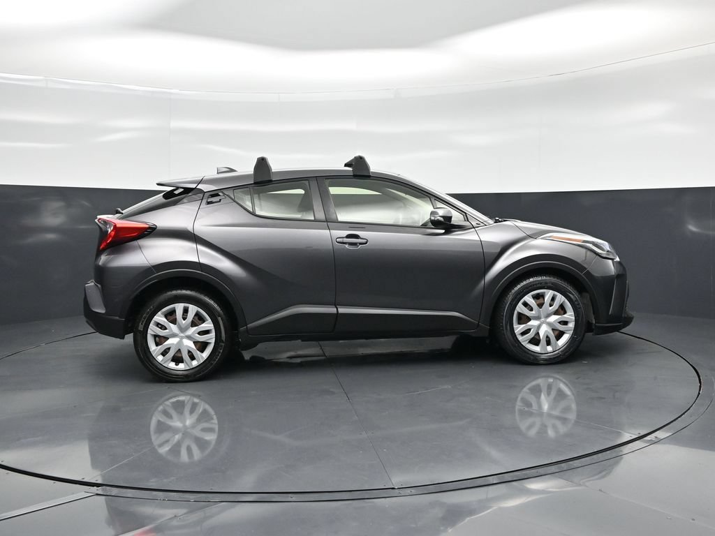 Used 2020 Toyota C-HR LE FWD image 21
