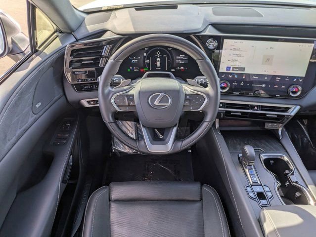 Used 2025 Lexus RX 450h AWD w/ Convenience Package image 29