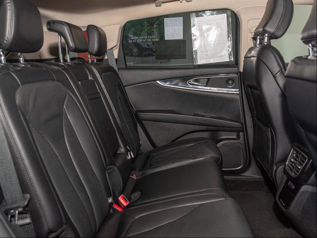 Used 2021 Lincoln Nautilus Reserve AWD/4WD image 23