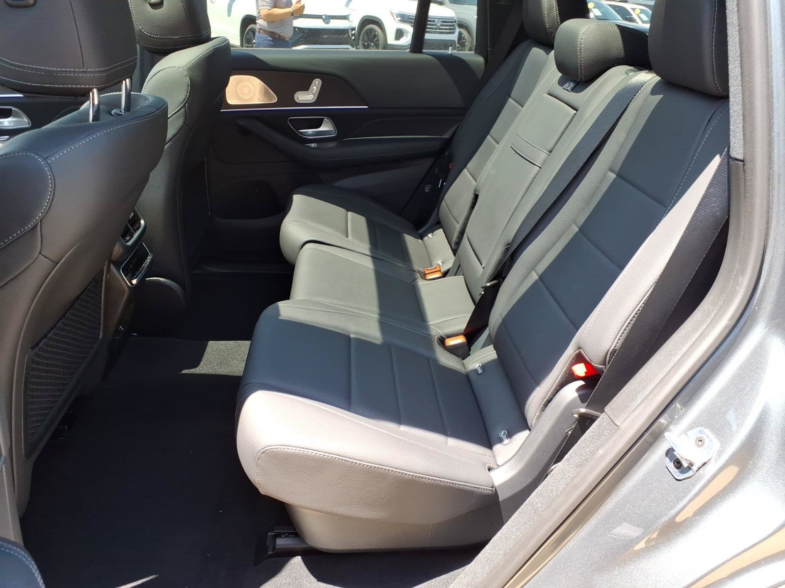 New 2026 Mercedes-Benz GLS 450 4MATIC image 7