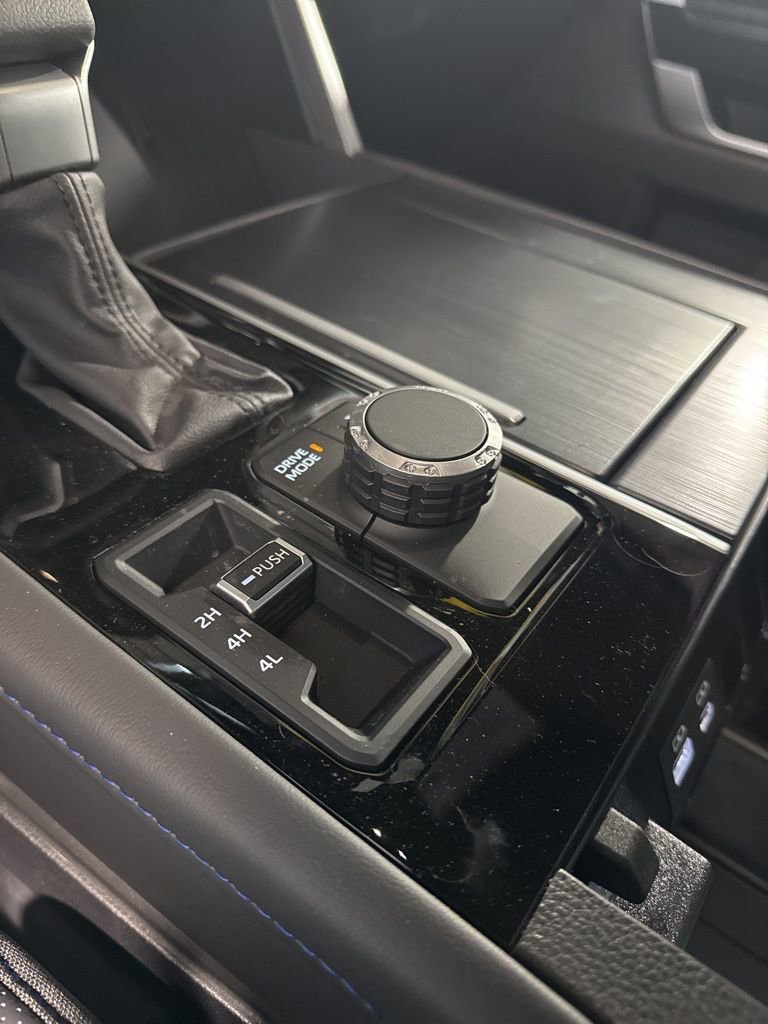 Used 2025 Toyota Sequoia Platinum image 46