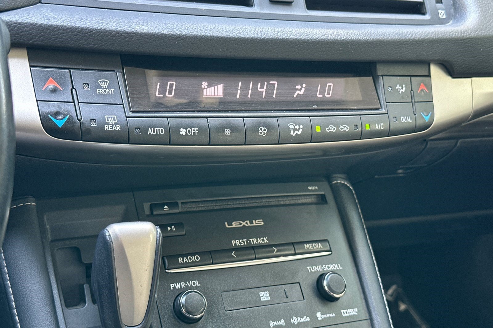 Used 2014 Lexus CT 200h FWD image 17
