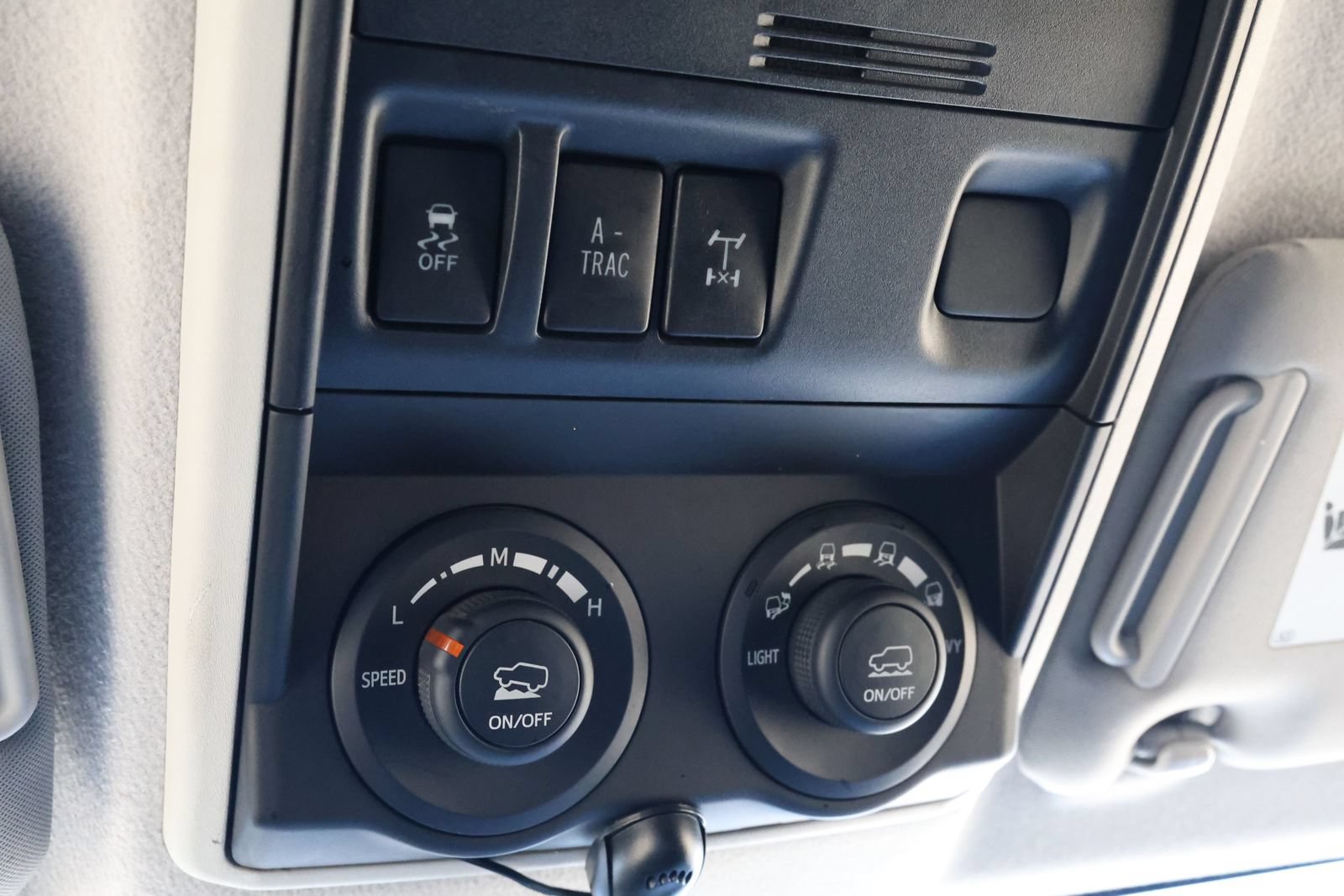 Used 2019 Toyota 4Runner TRD Off-Road AWD/4WD image 26