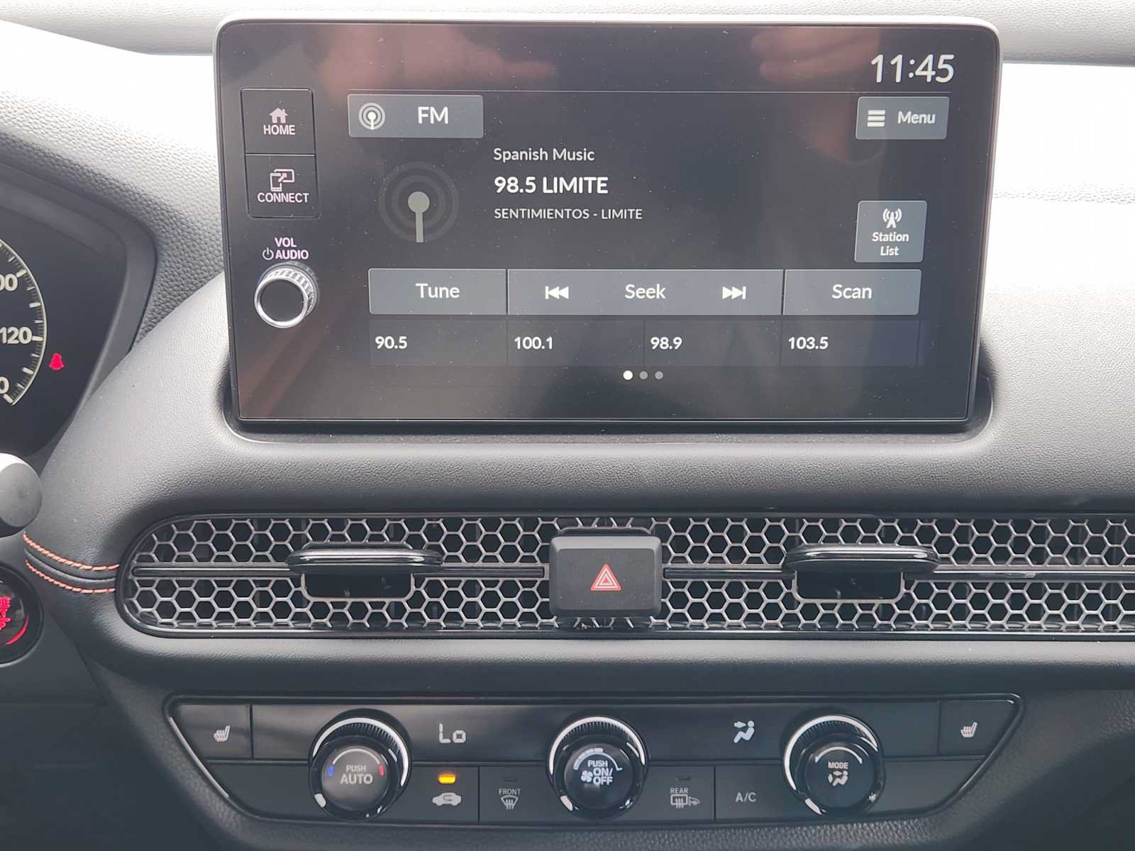 Certified 2027 Honda HR-V Sport image 17