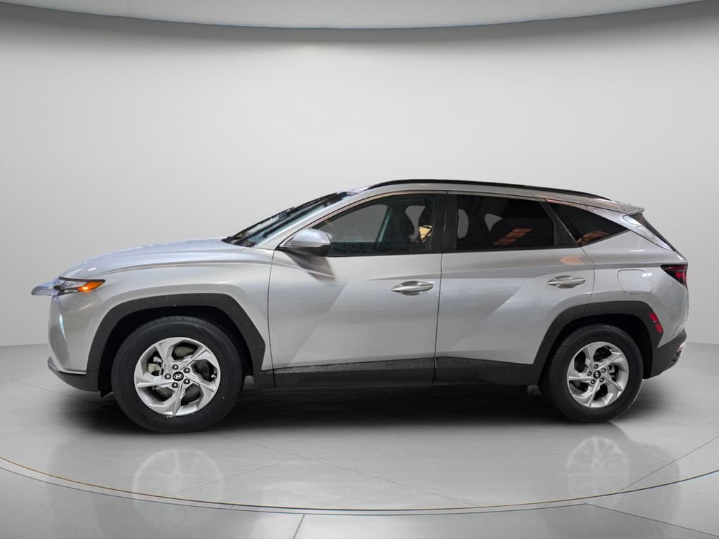 Used 2024 Hyundai Tucson SEL FWD image 3
