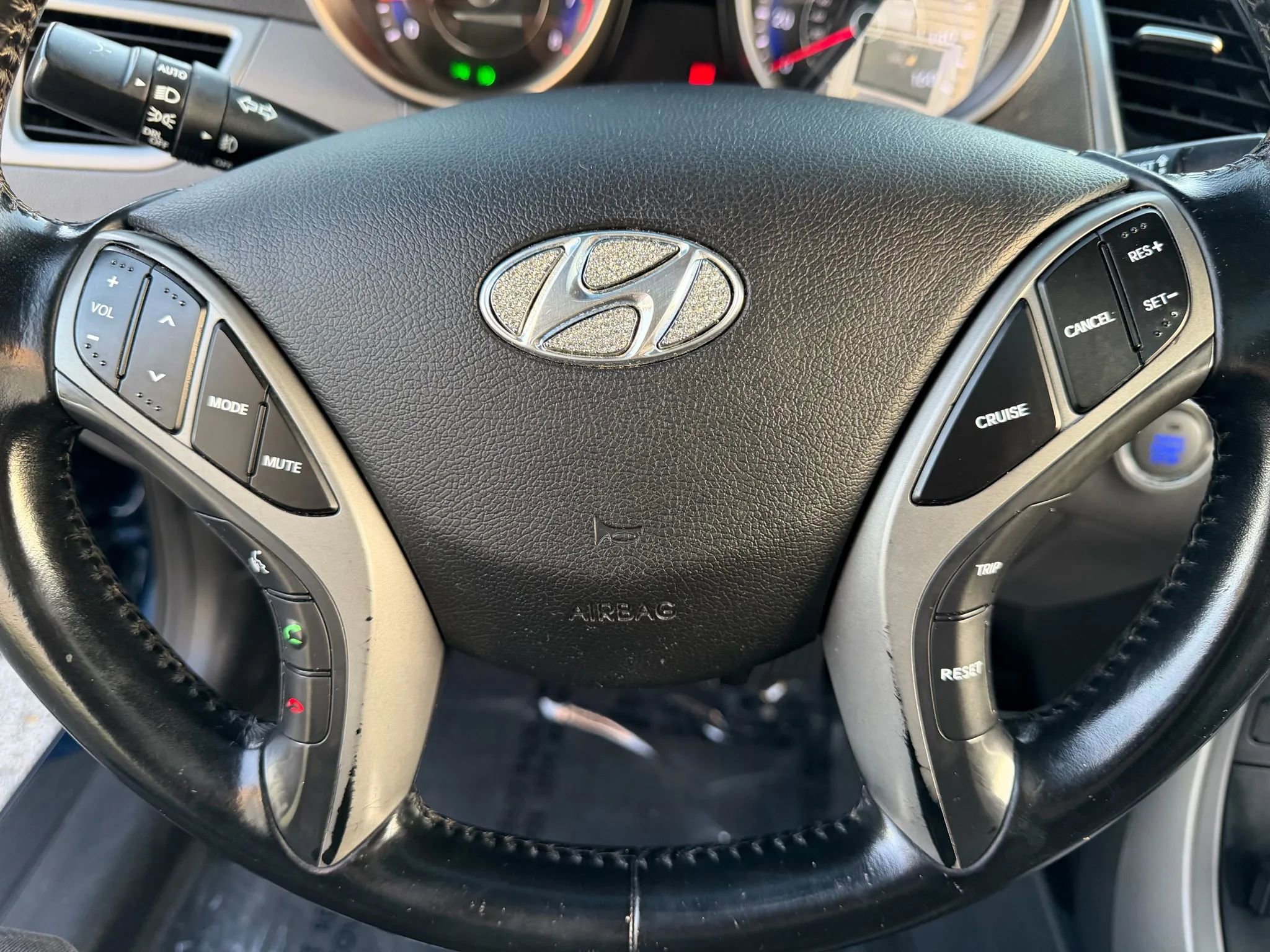 Used 2014 Hyundai Elantra w/ Option Group 2 image 33