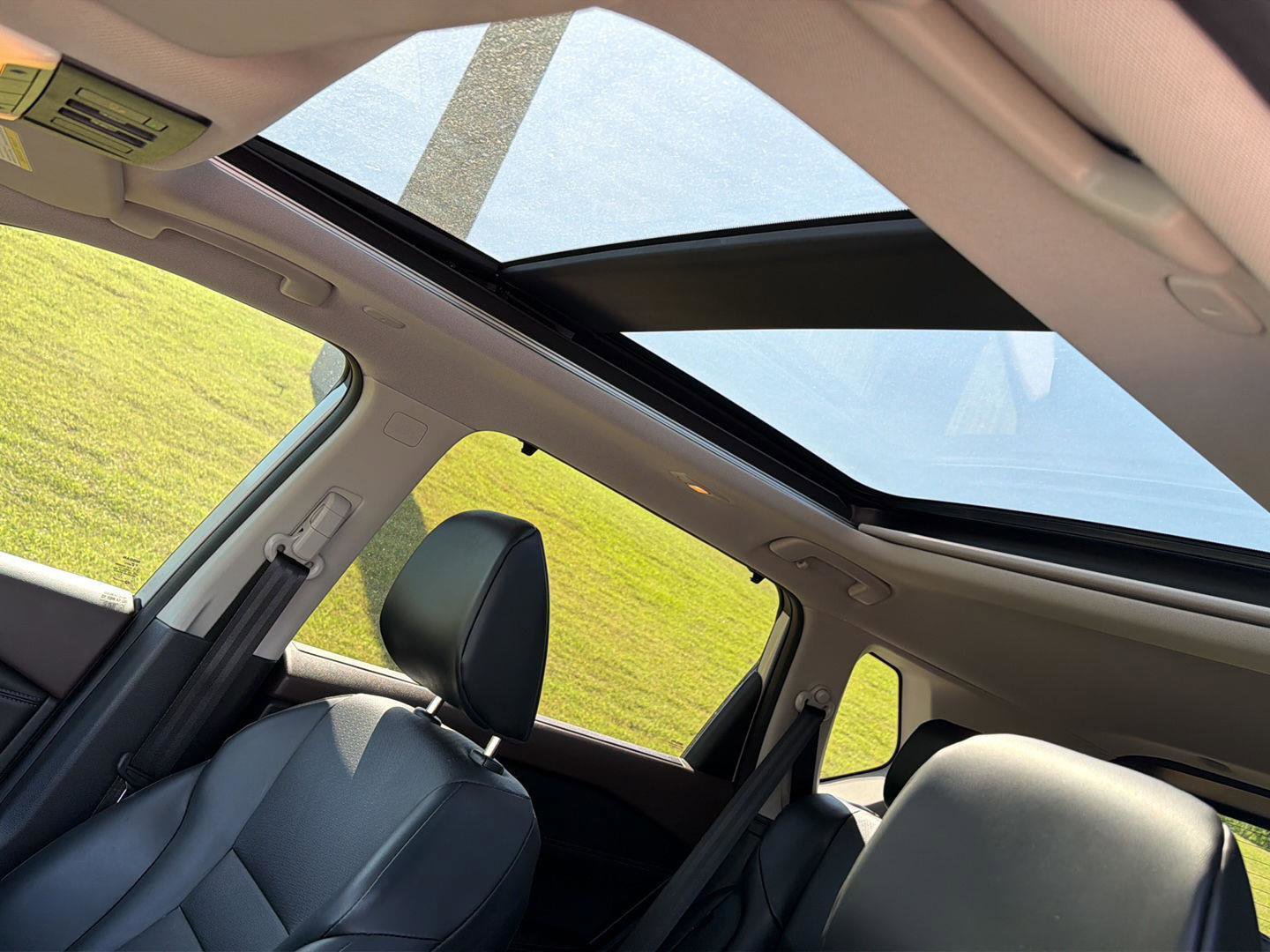 Used 2022 Nissan Rogue SV w/ SV Premium Package FWD image 32