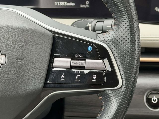 Used 2023 Nissan Ariya AWD image 21