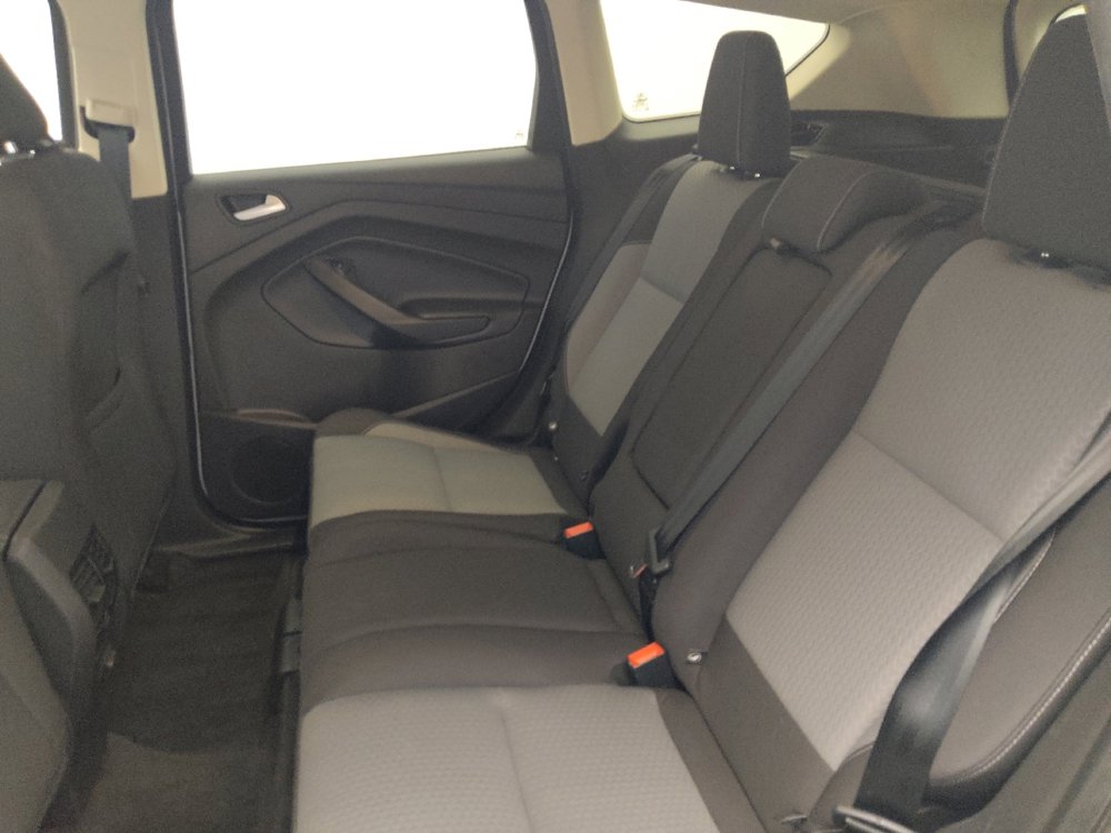 Used 2018 Ford Escape SE image 18