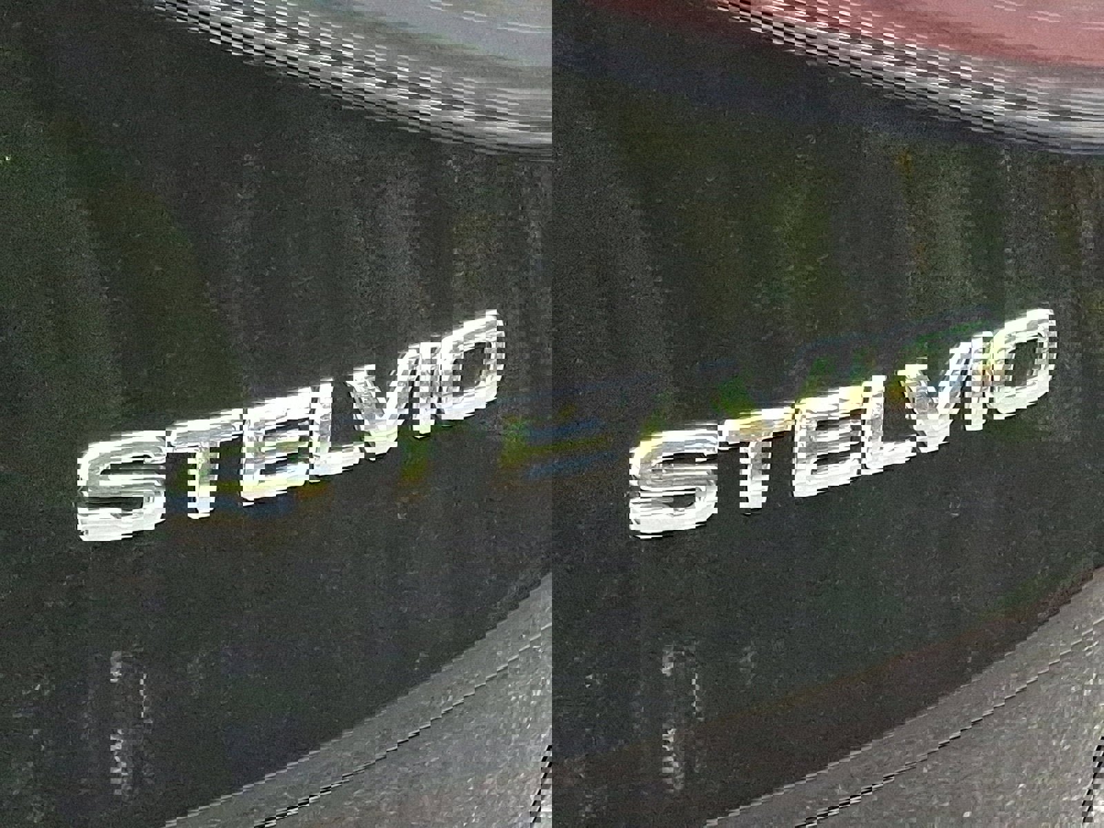 Used 2024 Alfa Romeo Stelvio Quadrifoglio w/ Active Assist Plus Package image 33