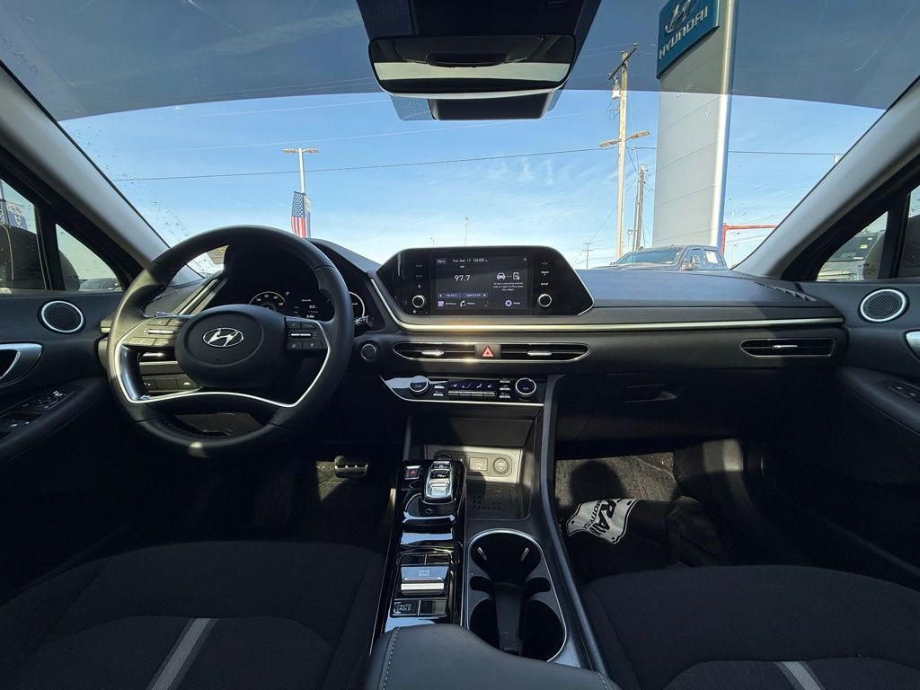 Used 2022 Hyundai Sonata SEL w/ Convenience Package image 28