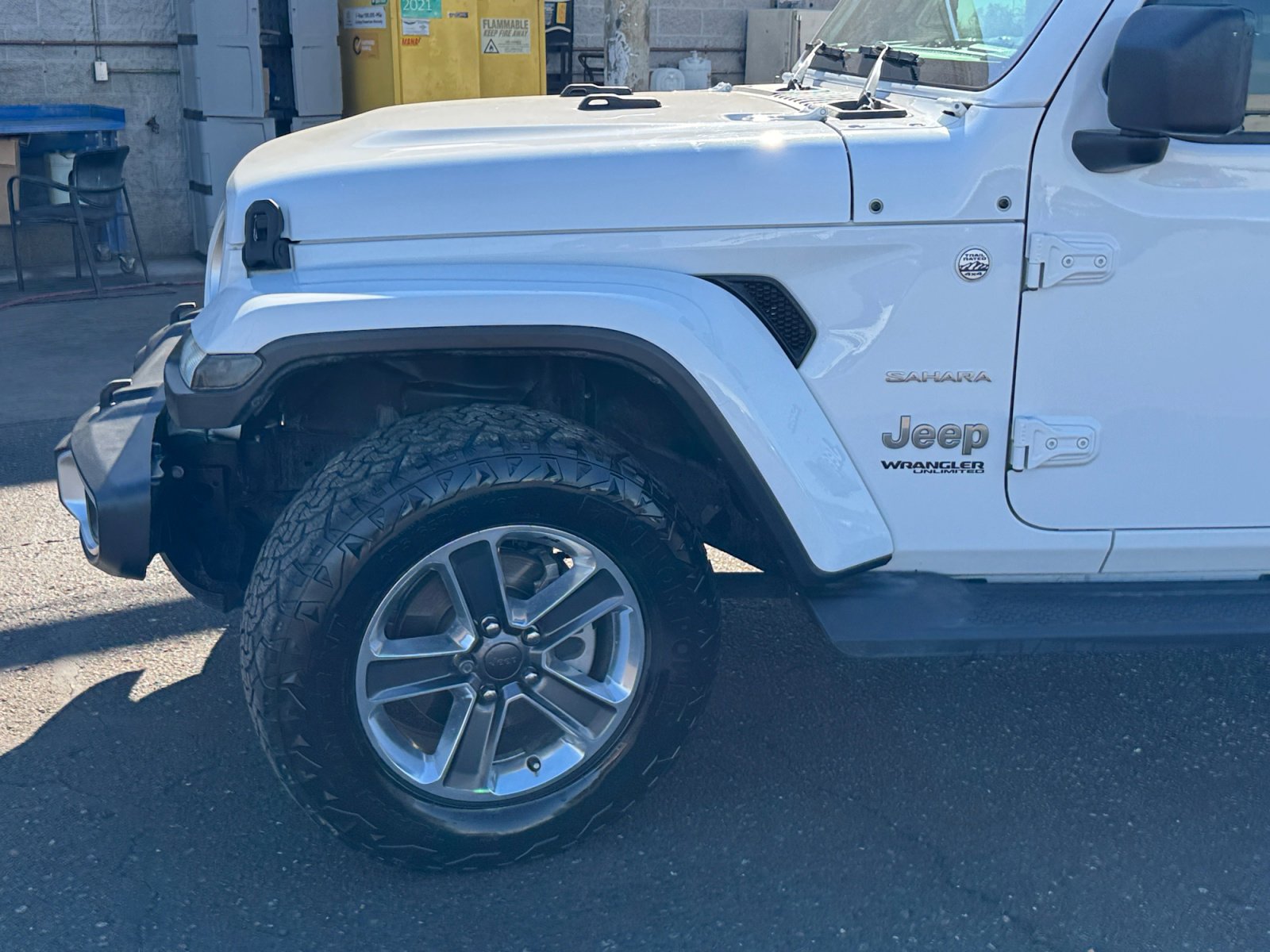 Used 2020 Jeep Wrangler Unlimited Sahara image 10
