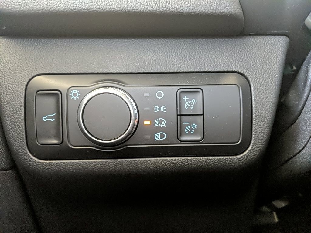 Used 2022 Ford Escape SE w/ Convenience Package image 23